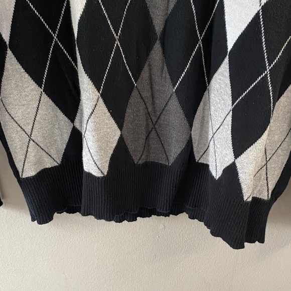 Men's V-Neck Argyle Sweater - Black, Gray, and White - Picture 4 of 16